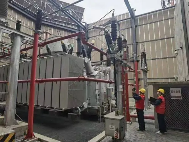 Layer 2: Removal of the Existing Unit Removal planning includes safe isolation, lifting access, oil handling, old-equipment transport and disposal responsibilities.
