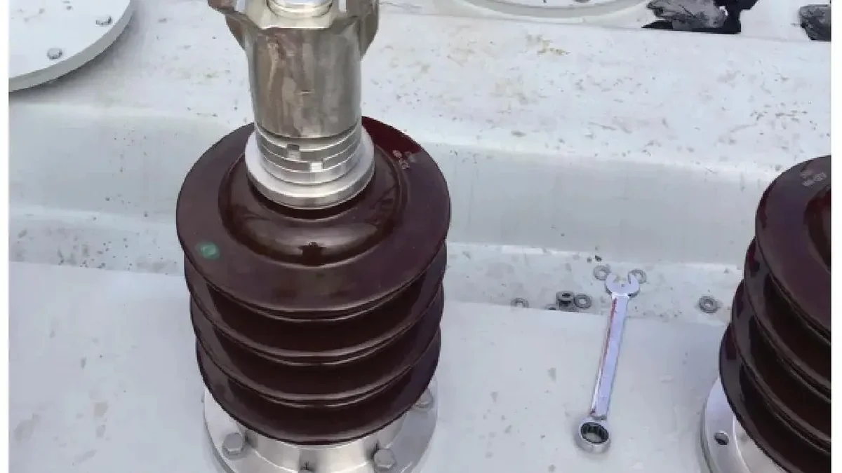 Spare Transformer Interchangeability Matrix: Electrical, Mechanical and Documentation Compatibility Pole-mounted spare checks include bracket geometry, weight, bushings, conductor approach and pole capacity.